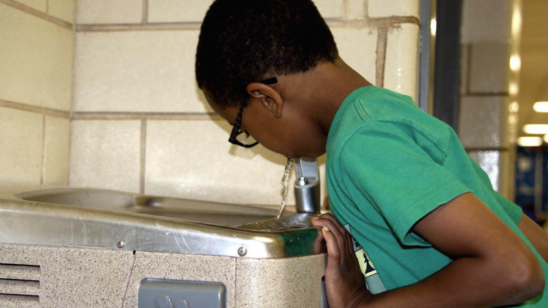 Get the Lead Out: Safe Drinking Water in Schools Toolkit